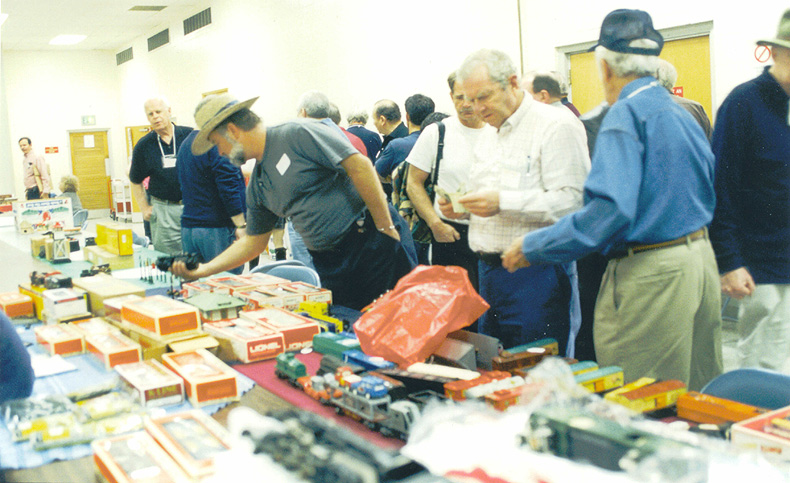 There were lots of table bargains at the recent SW meet in Arcadia, CA.